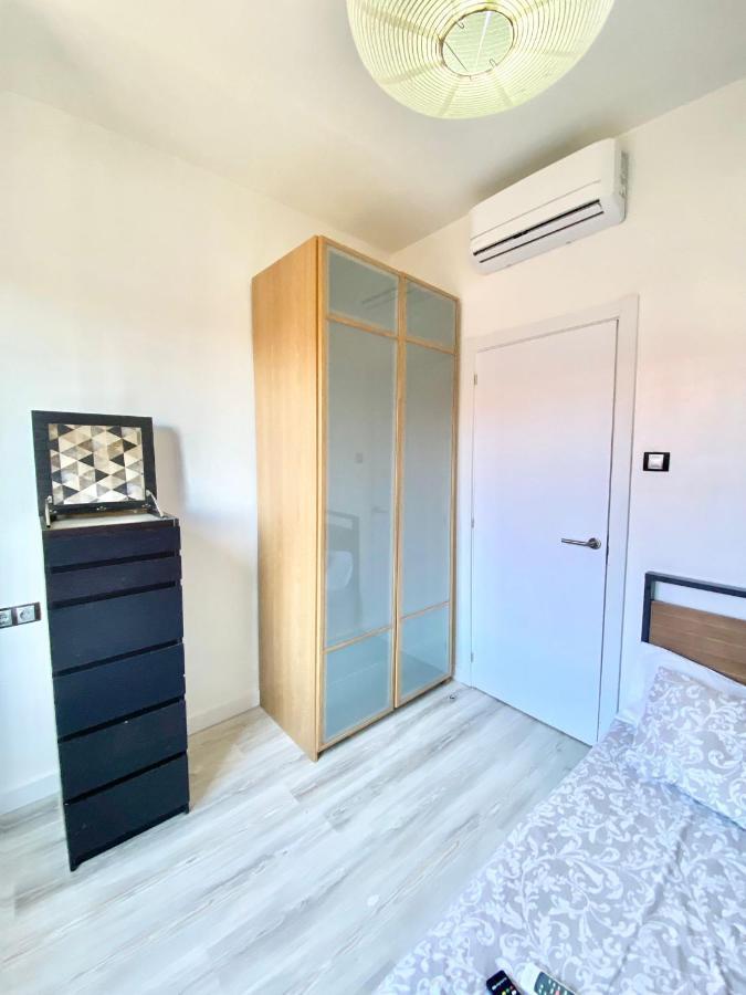 Piramides 1 Apartment Мадрид Екстериор снимка