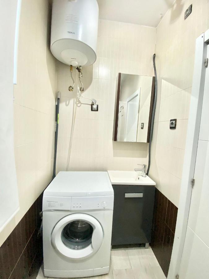 Piramides 1 Apartment Мадрид Екстериор снимка